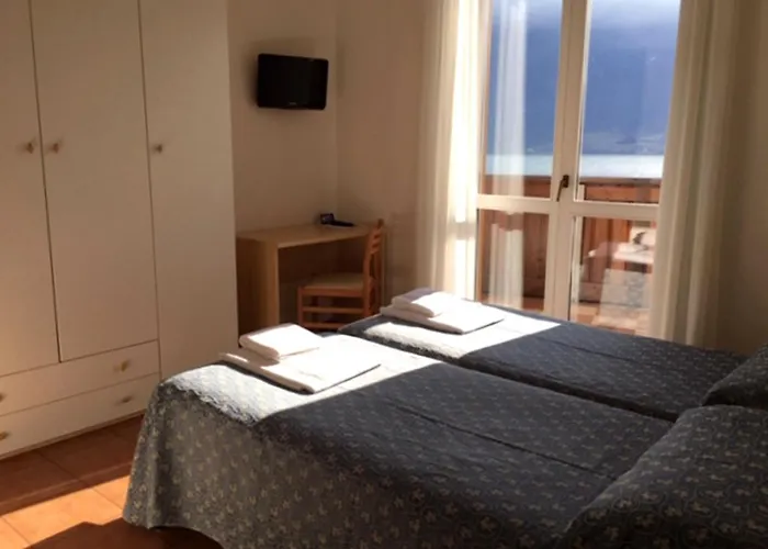 Hotel Castell - Montagnoli Group Limone sul Garda